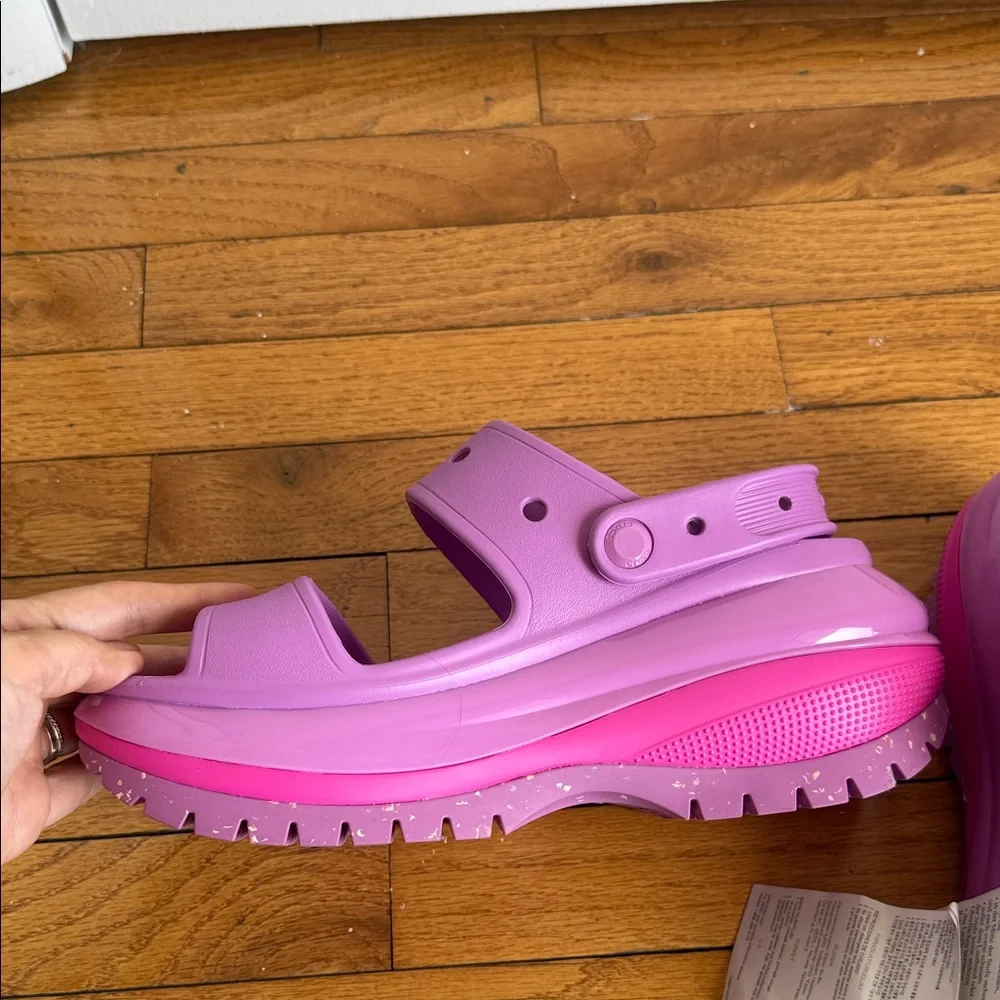 Crocs Mega Crush Sandals - Picture 4 of 4